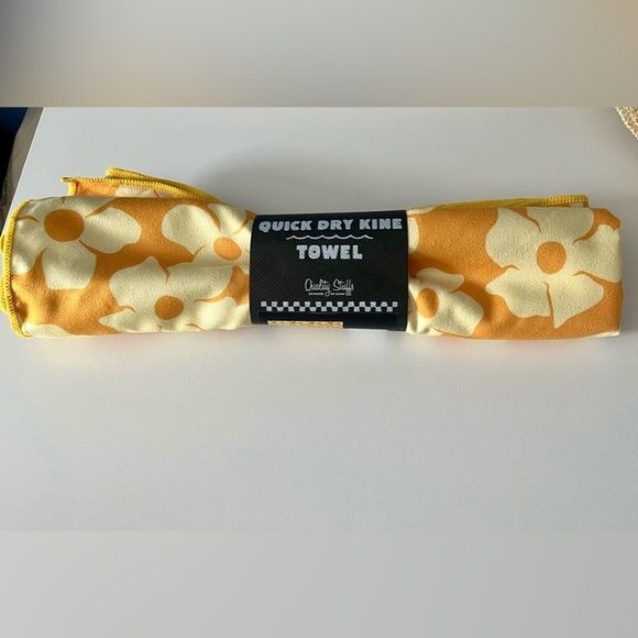 Aloha Exchange Quick Dry Towel - Picture 3 of 4